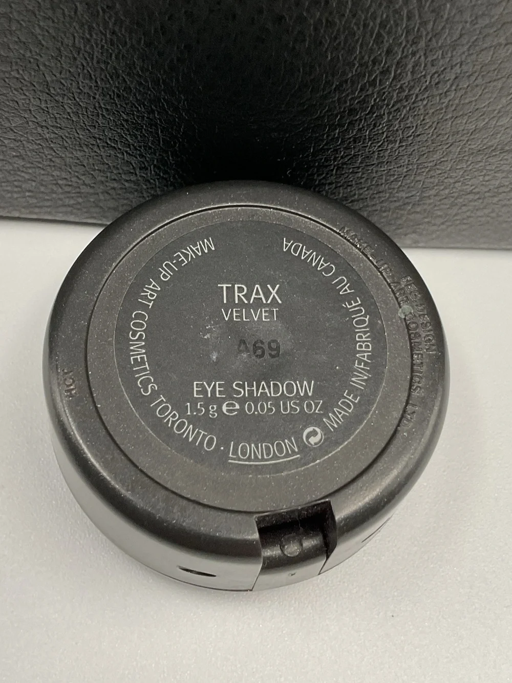 MAC Cosmetics Velvet Eyeshadow in Trax - Swatched &:Discontinued